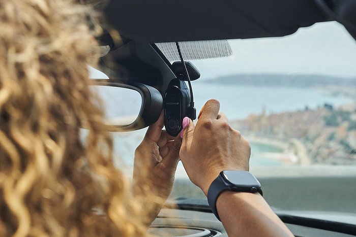 Soutěž o 3 chytré palubní kamery do auta