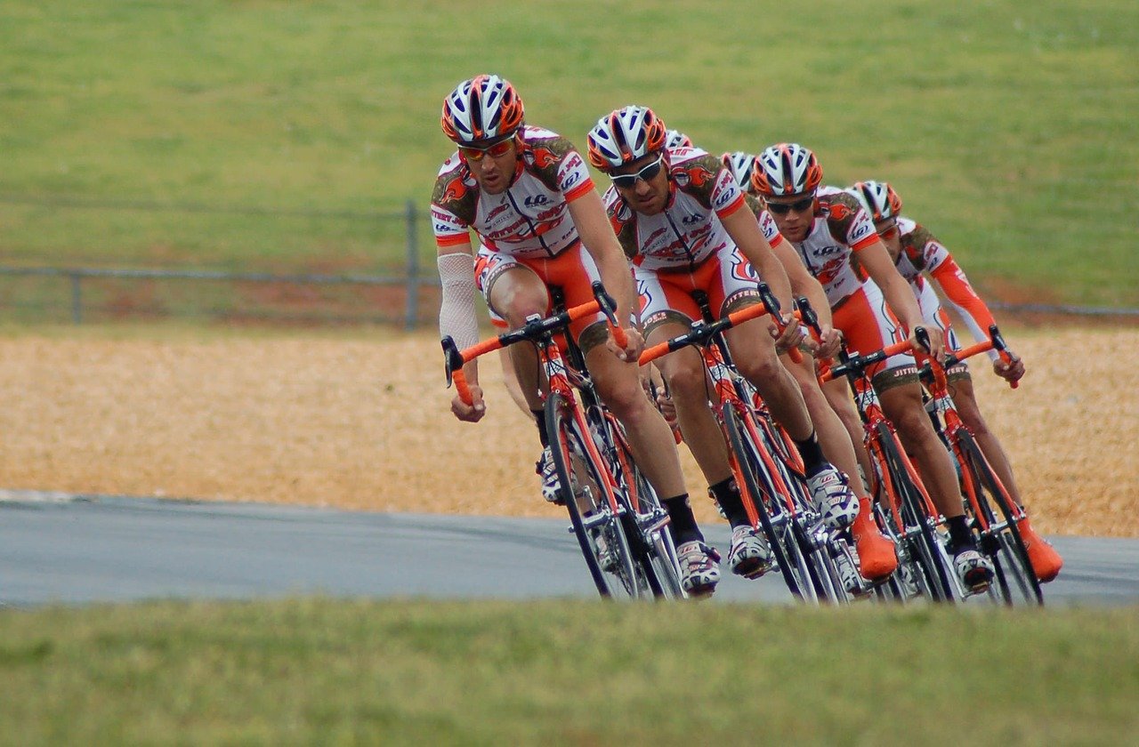 cyclists g21f031c66 1280